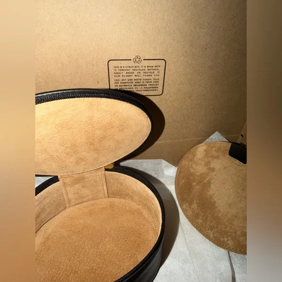 Coach Glove Tanned Leather and Pig Suede Jewelry Box - Picture 9 of 11